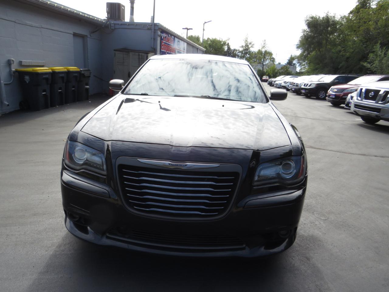 Chrysler 300 4dr Sdn 300C John Varvatos Limited Edition RWD 2013