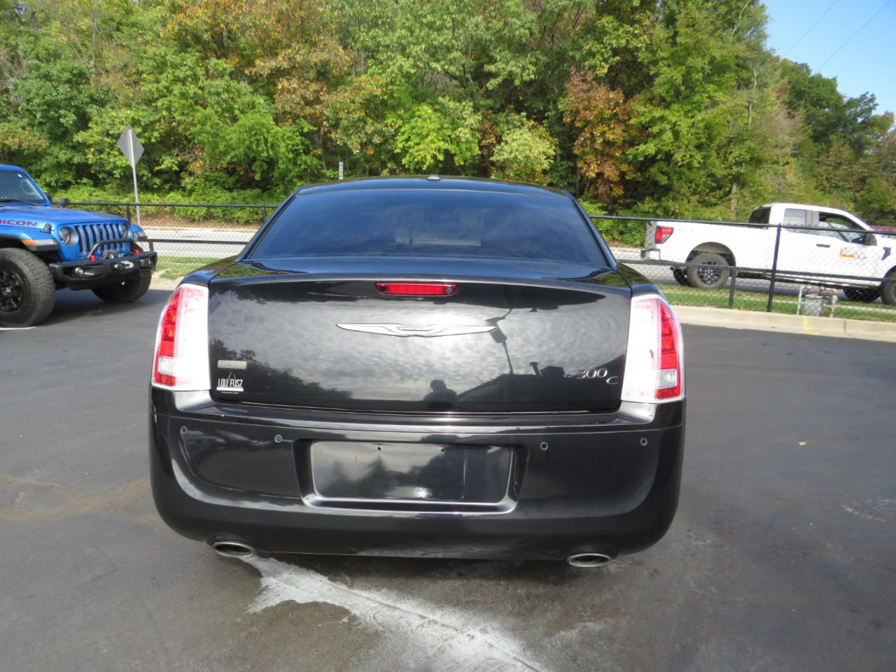 Chrysler 300 4dr Sdn 300C John Varvatos Limited Edition RWD 2013