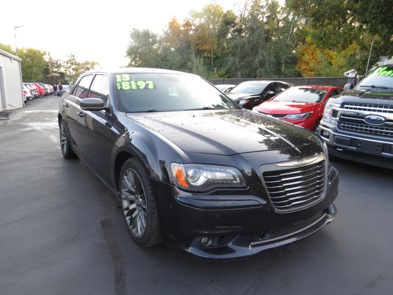 Chrysler 300 4dr Sdn 300C John Varvatos Limited Edition RWD 2013
