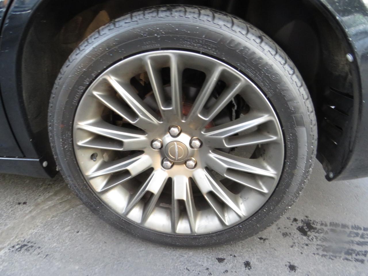 Chrysler 300 4dr Sdn 300C John Varvatos Limited Edition RWD 2013
