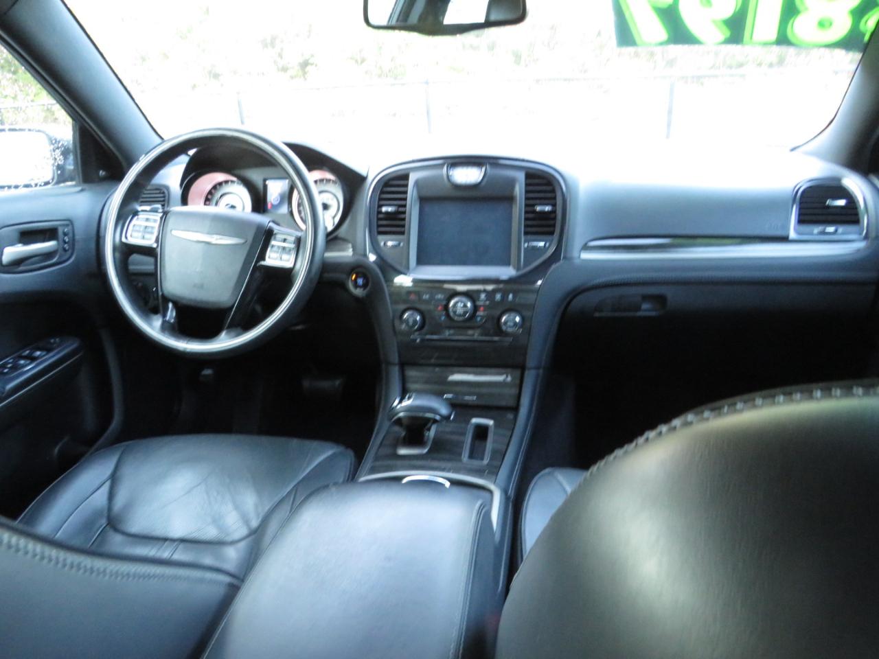 Chrysler 300 4dr Sdn 300C John Varvatos Limited Edition RWD 2013