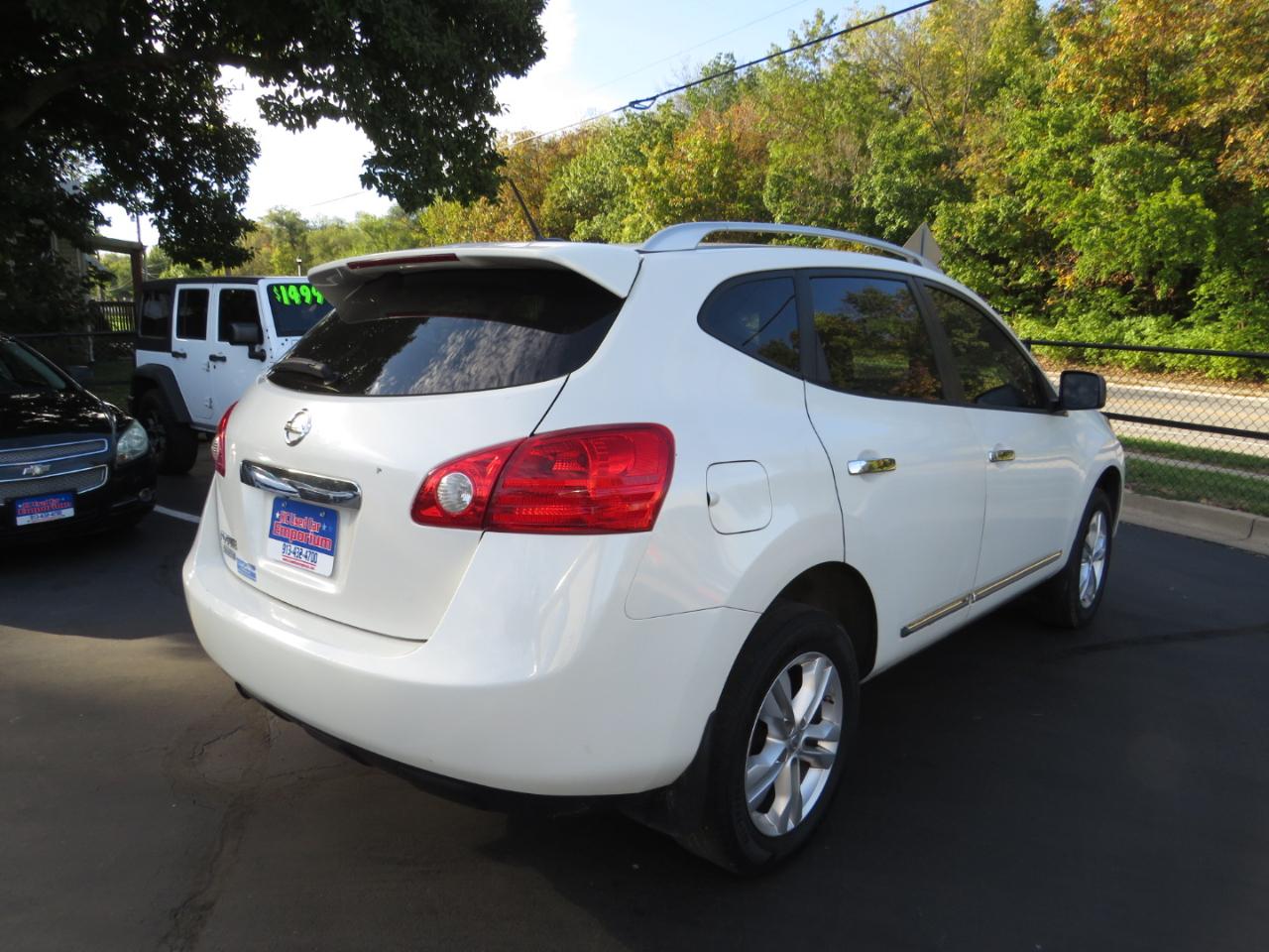Nissan Rogue Select FWD 4dr S 2015