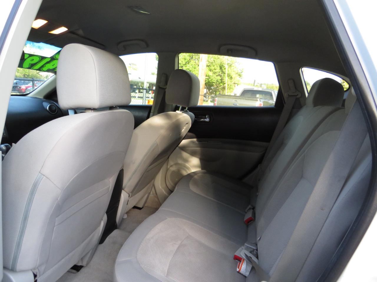 Nissan Rogue Select FWD 4dr S 2015