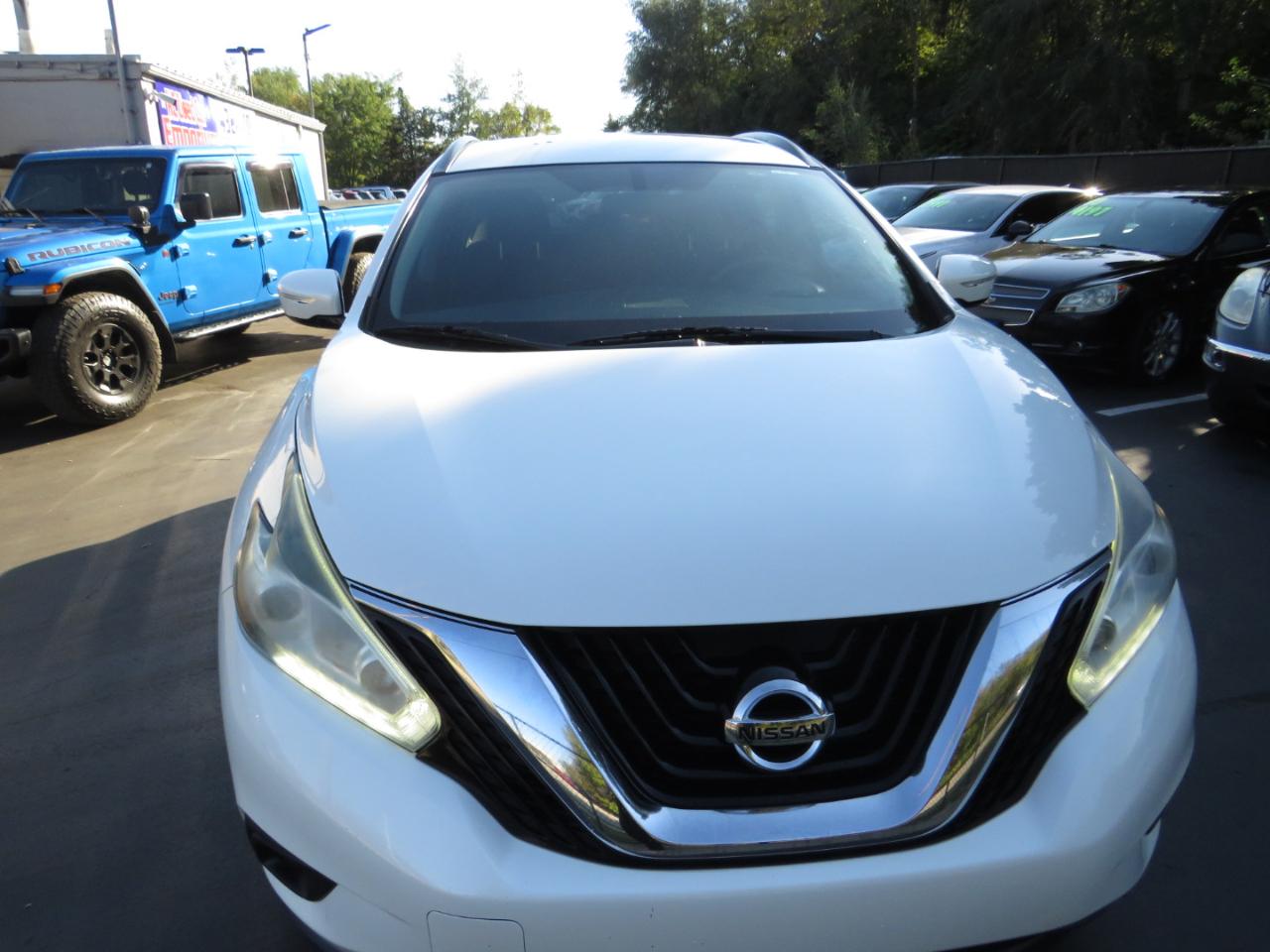Nissan Murano FWD 4dr SV 2015