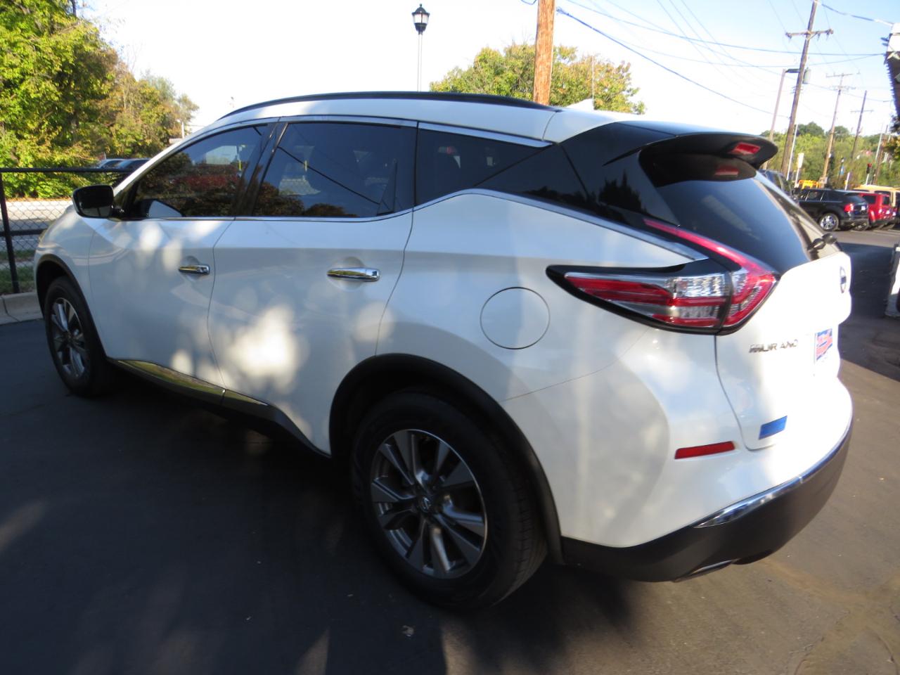 Nissan Murano FWD 4dr SV 2015