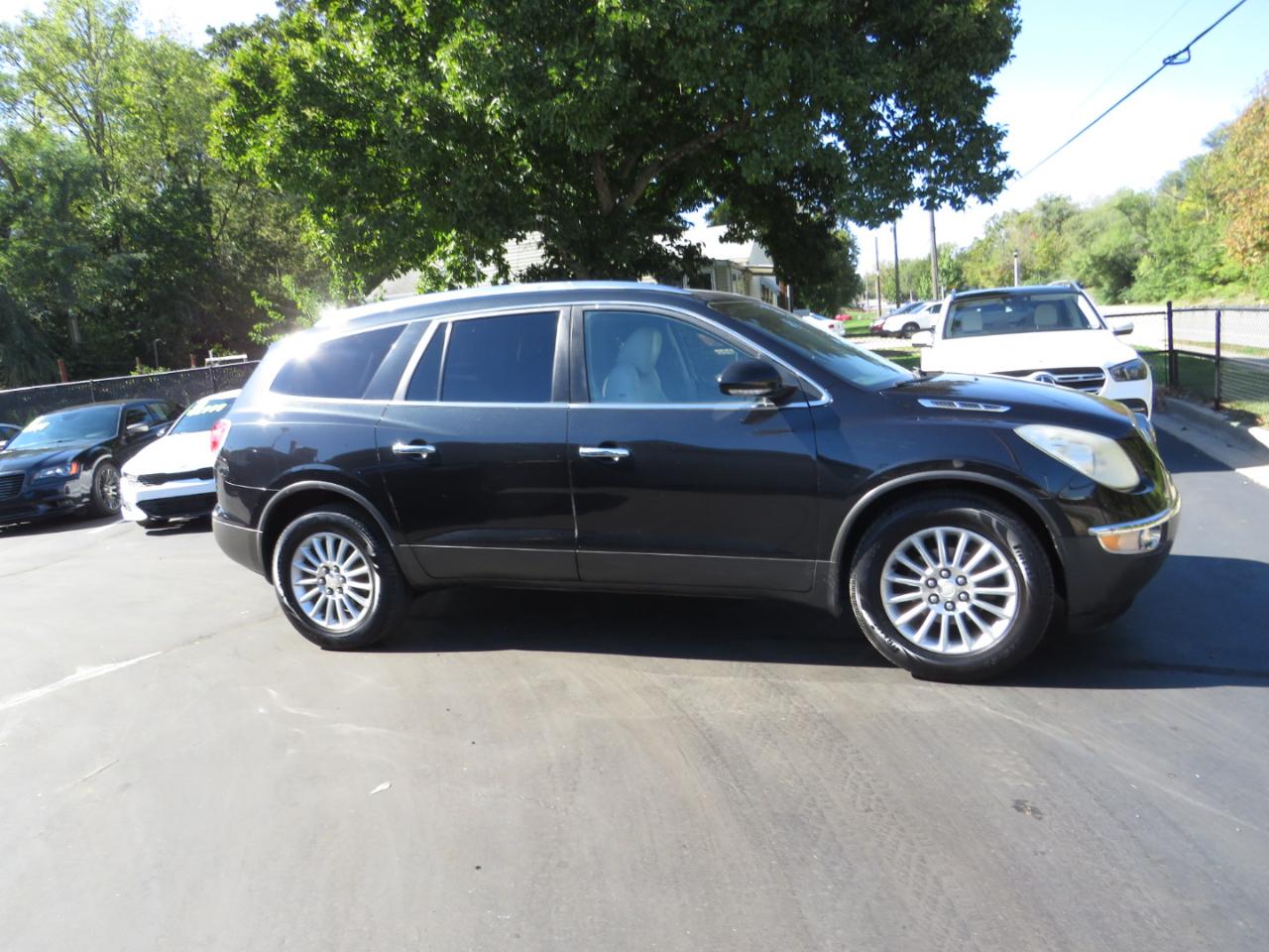 Buick Enclave AWD 4dr CXL-1 2011