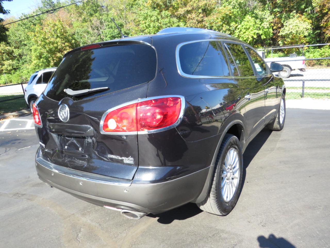 Buick Enclave AWD 4dr CXL-1 2011