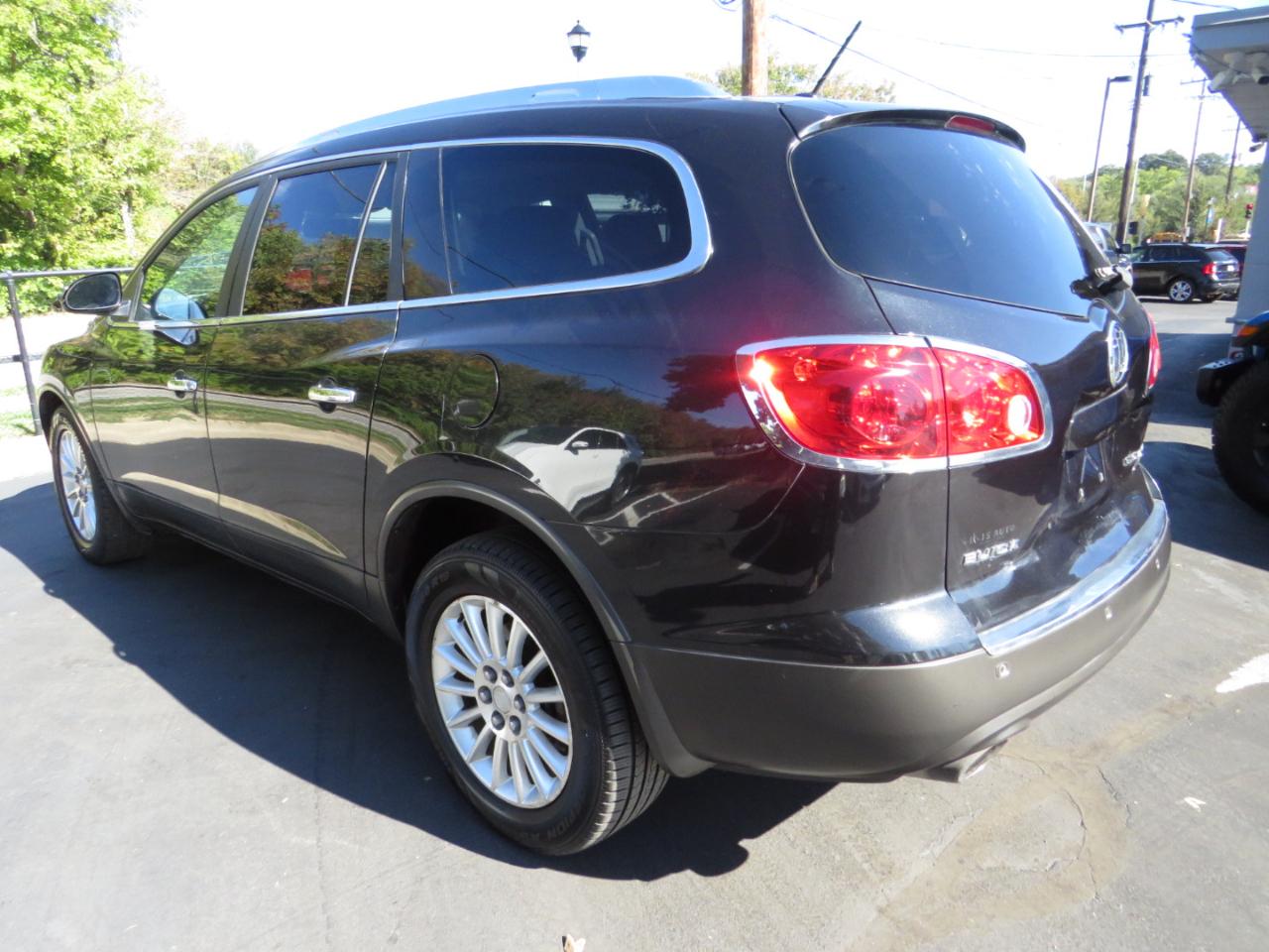 Buick Enclave AWD 4dr CXL-1 2011