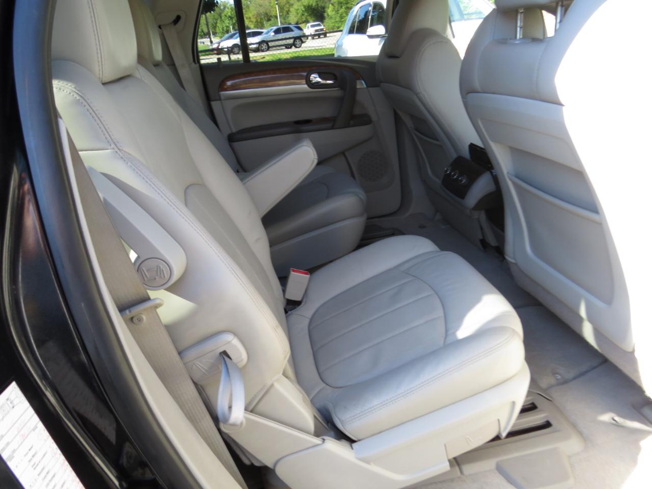 Buick Enclave AWD 4dr CXL-1 2011