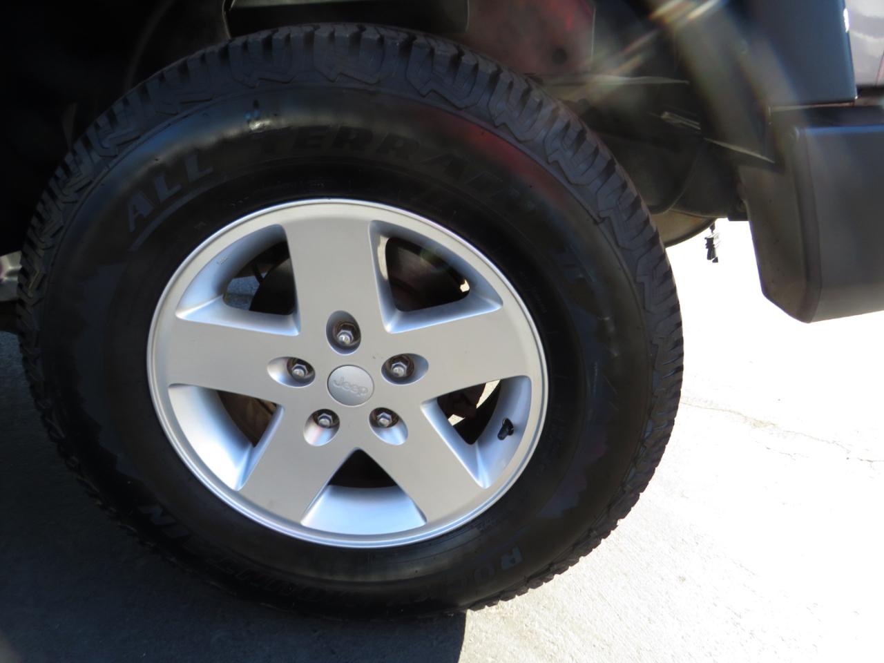Jeep Wrangler 4WD 2dr Sport 2010
