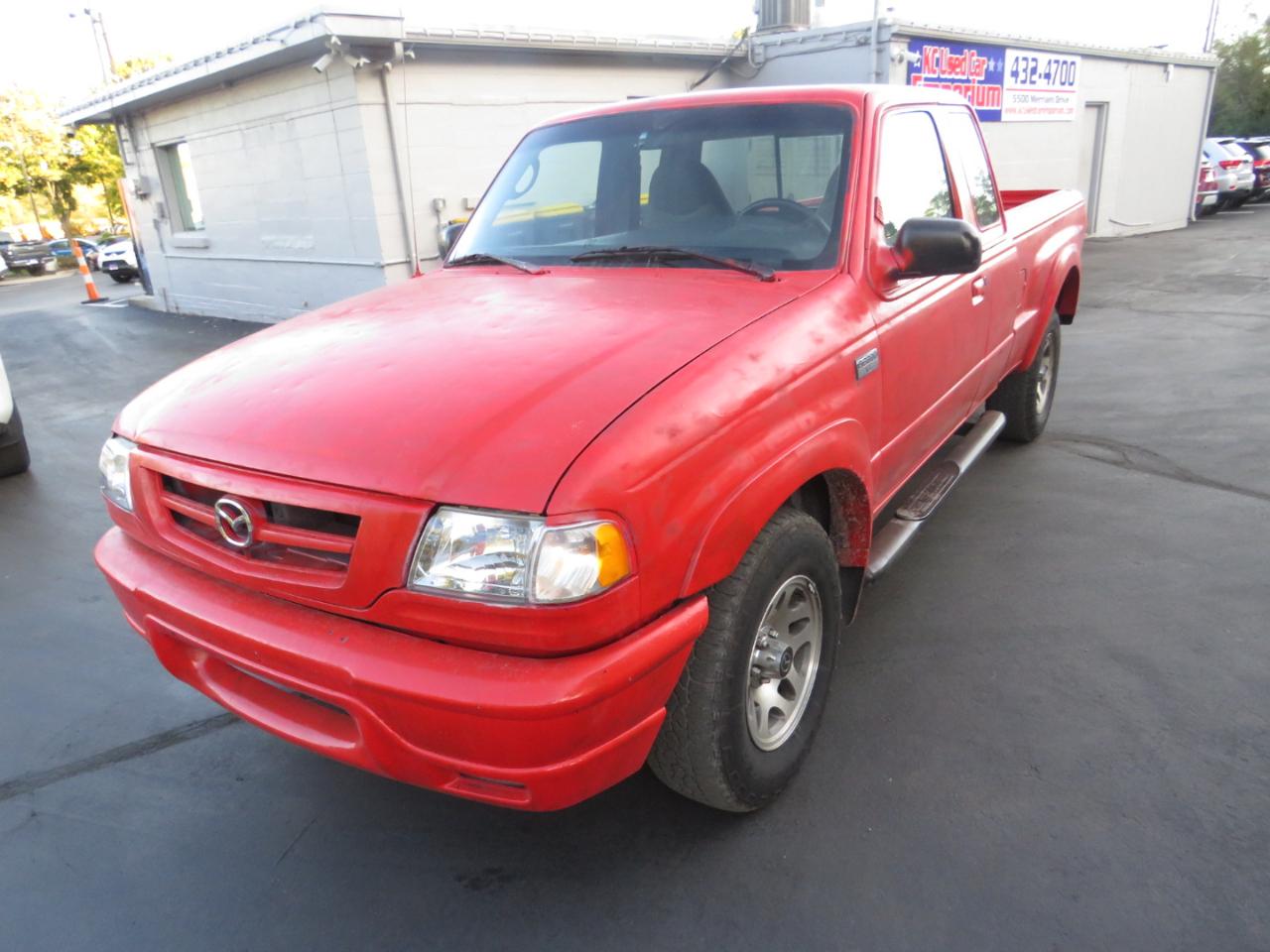 Mazda B-Series 2WD Truck Cab Plus 125" WB 3.0L Man DS 2003