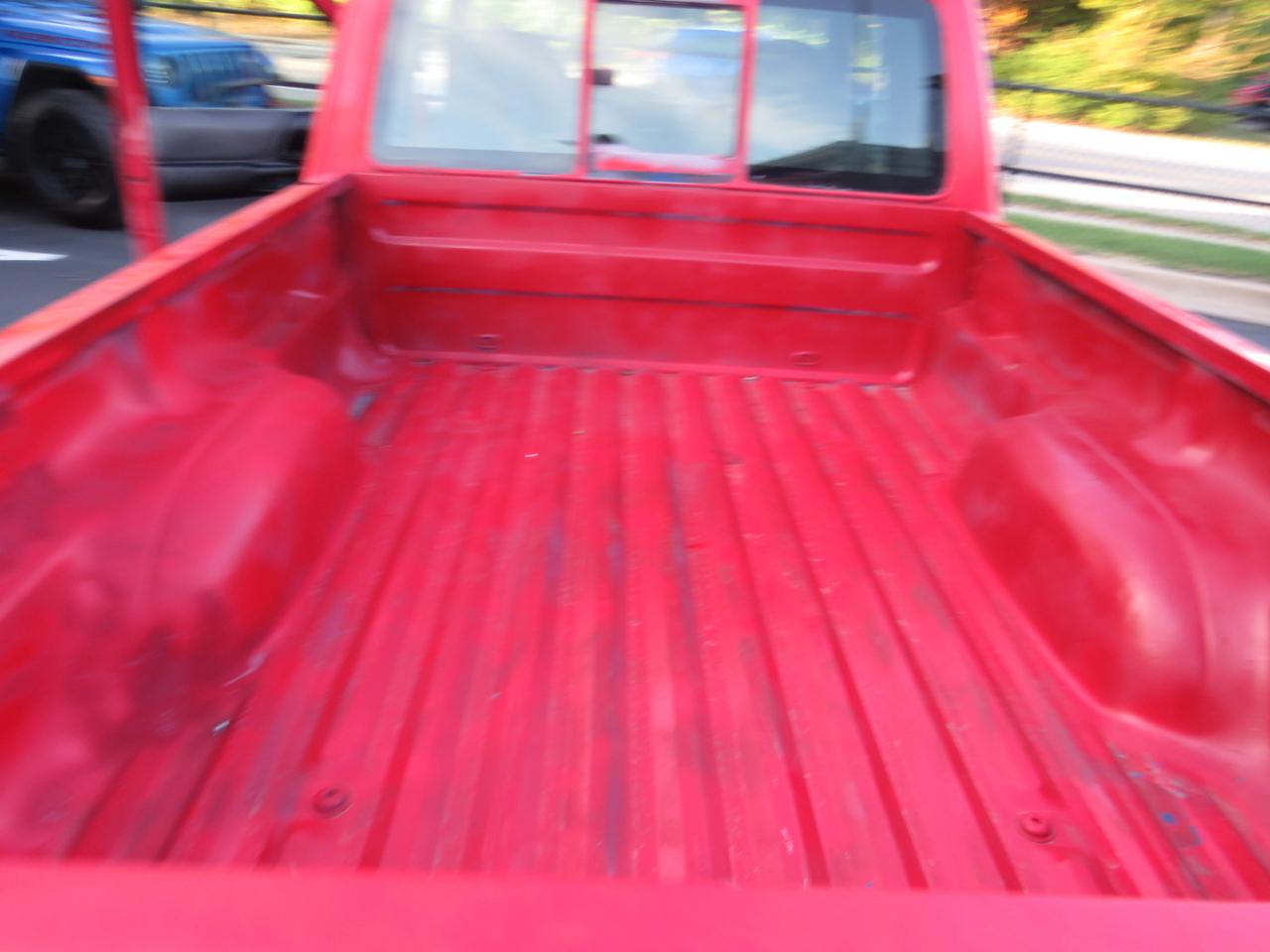 Mazda B-Series 2WD Truck Cab Plus 125" WB 3.0L Man DS 2003