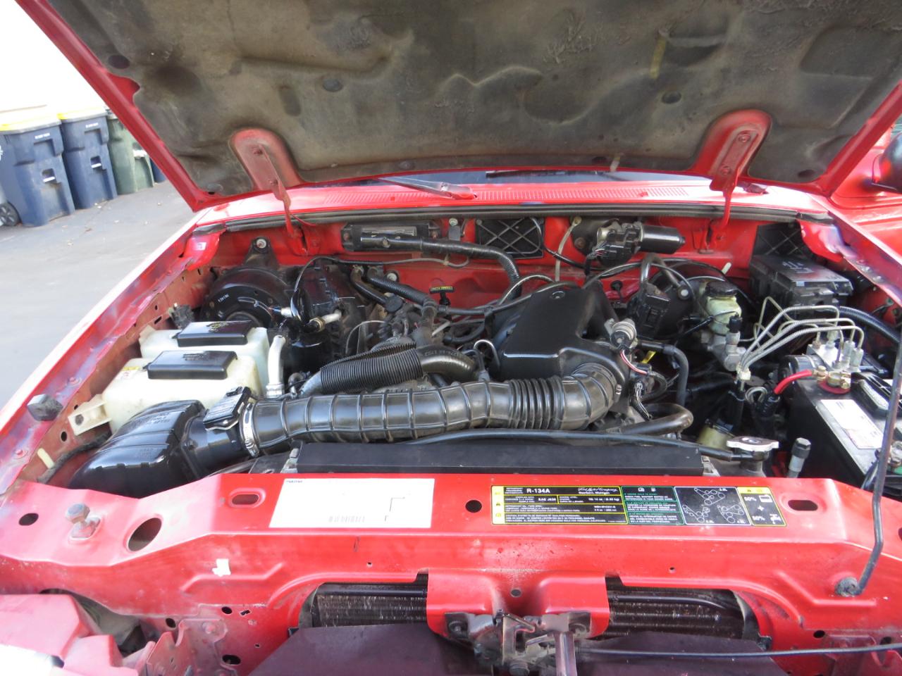 Mazda B-Series 2WD Truck Cab Plus 125" WB 3.0L Man DS 2003