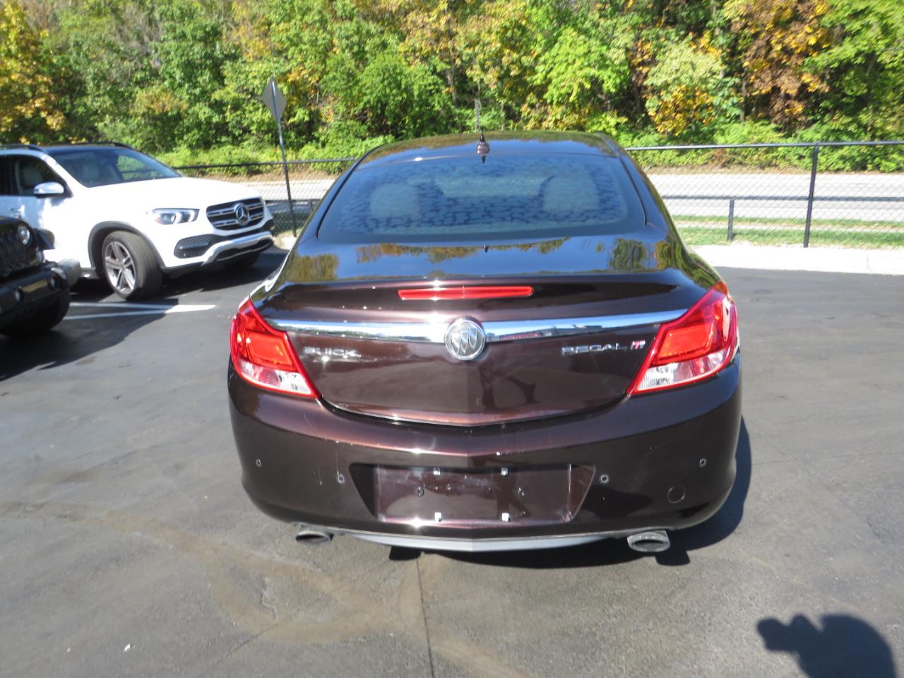 Buick Regal 4dr Sdn CXL Turbo TO4 (Russelsheim) *Ltd Avail* 2011