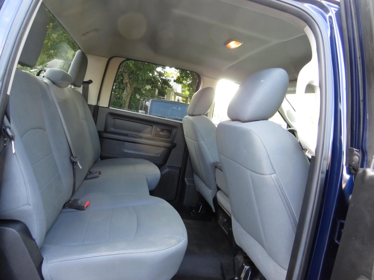RAM 1500 4WD Crew Cab 140.5" Tradesman 2014