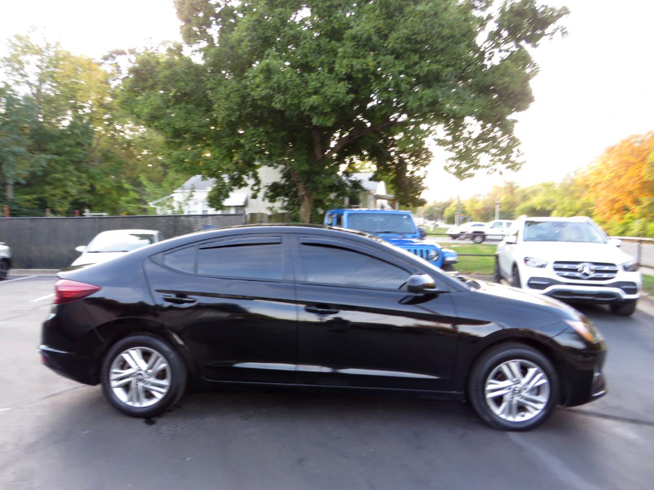 Hyundai Elantra SEL Auto 2019