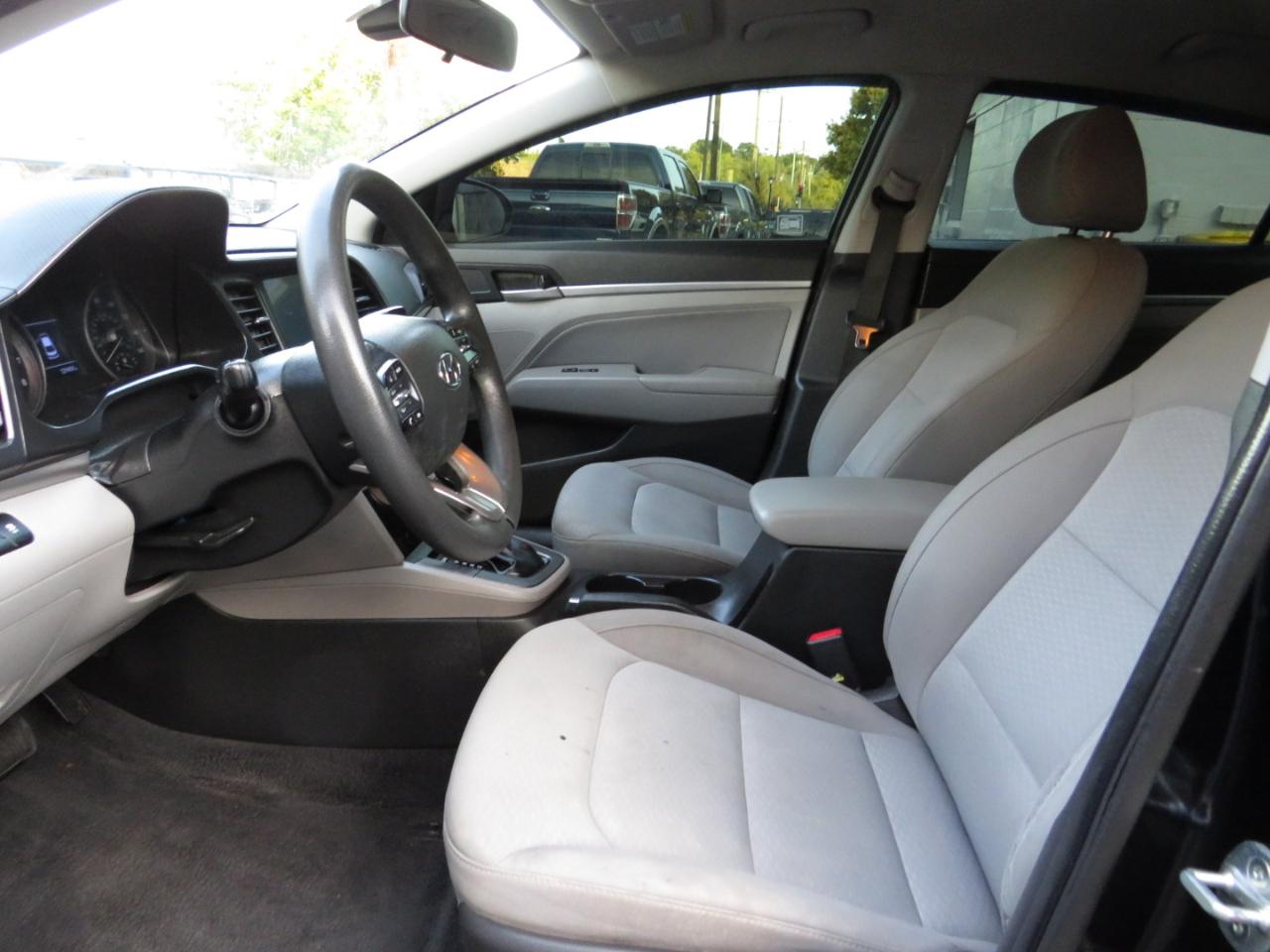 Hyundai Elantra SEL Auto 2019