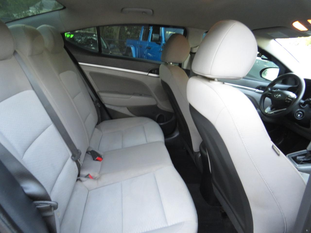 Hyundai Elantra SEL Auto 2019