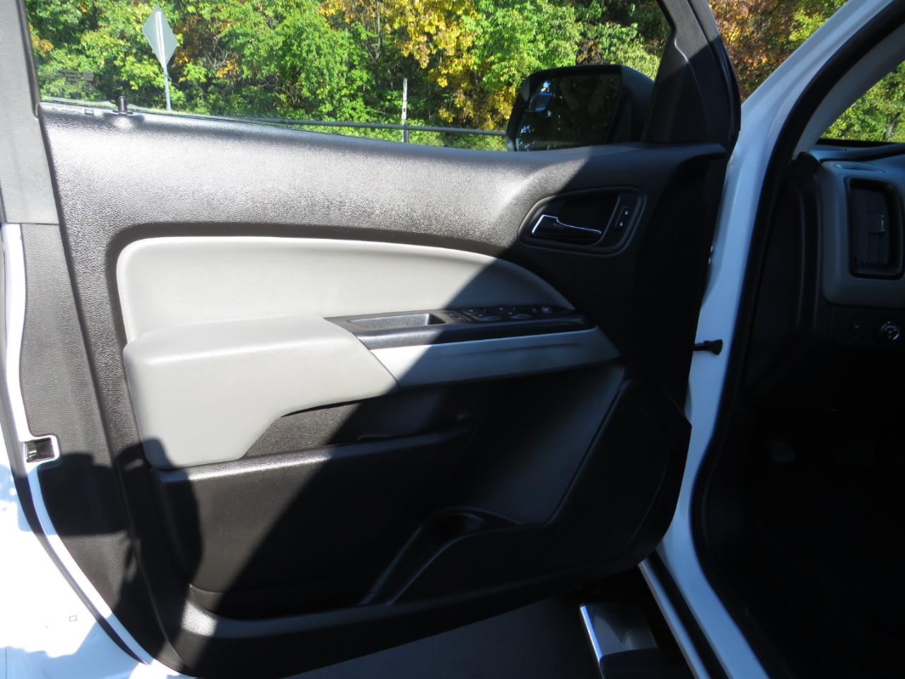 Chevrolet Colorado 2WD Crew Cab 128.3" LT 2015
