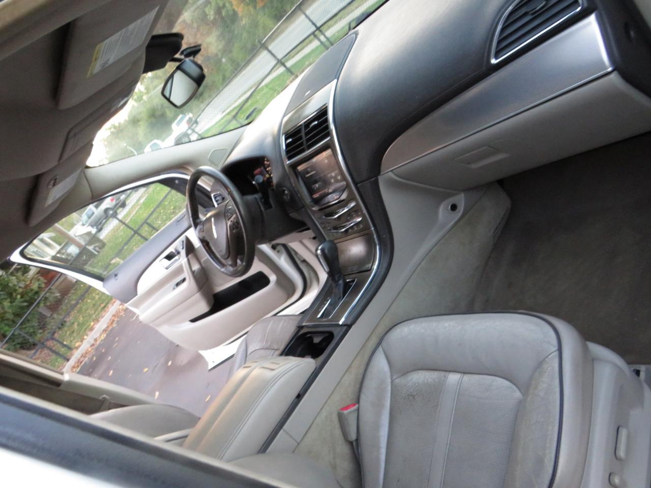 Lincoln MKX FWD 4dr 2012