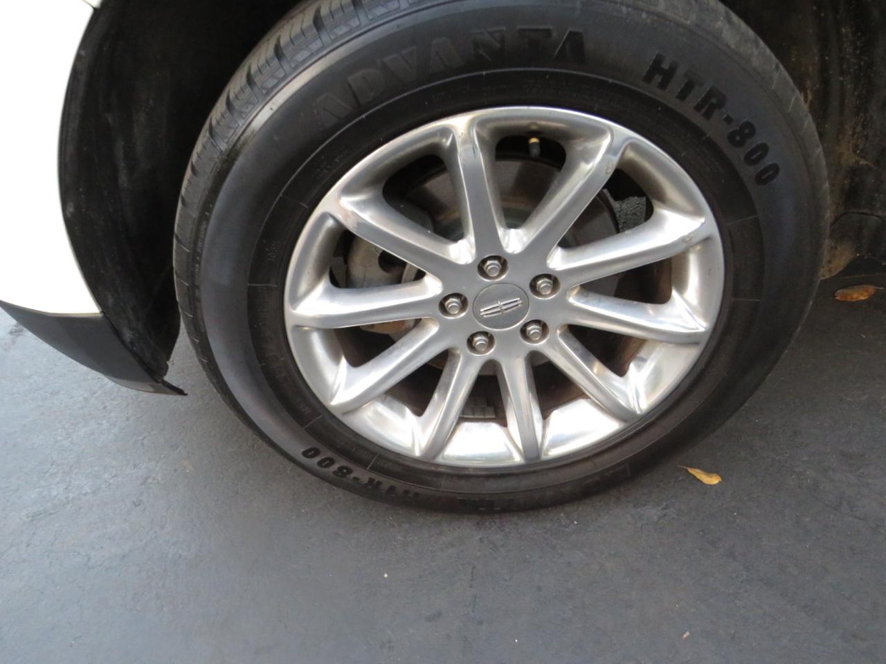 Lincoln MKX FWD 4dr 2012