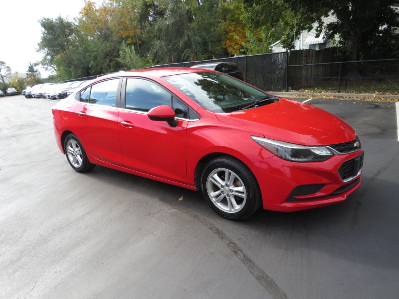 Chevrolet Cruze 4dr Sdn 1.4L LT w/1SD 2017