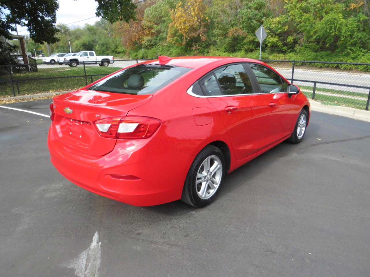 Chevrolet Cruze 4dr Sdn 1.4L LT w/1SD 2017
