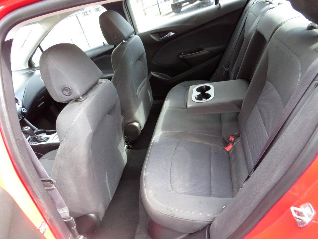 Chevrolet Cruze 4dr Sdn 1.4L LT w/1SD 2017