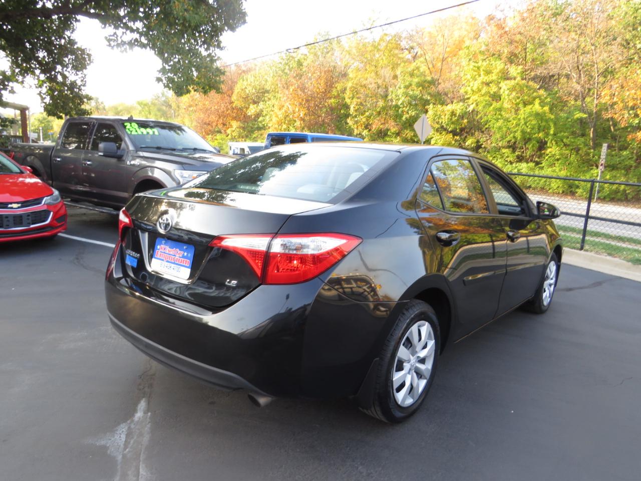 Toyota Corolla 4dr Sdn CVT S w/Special Edition Pkg (Natl) 2016