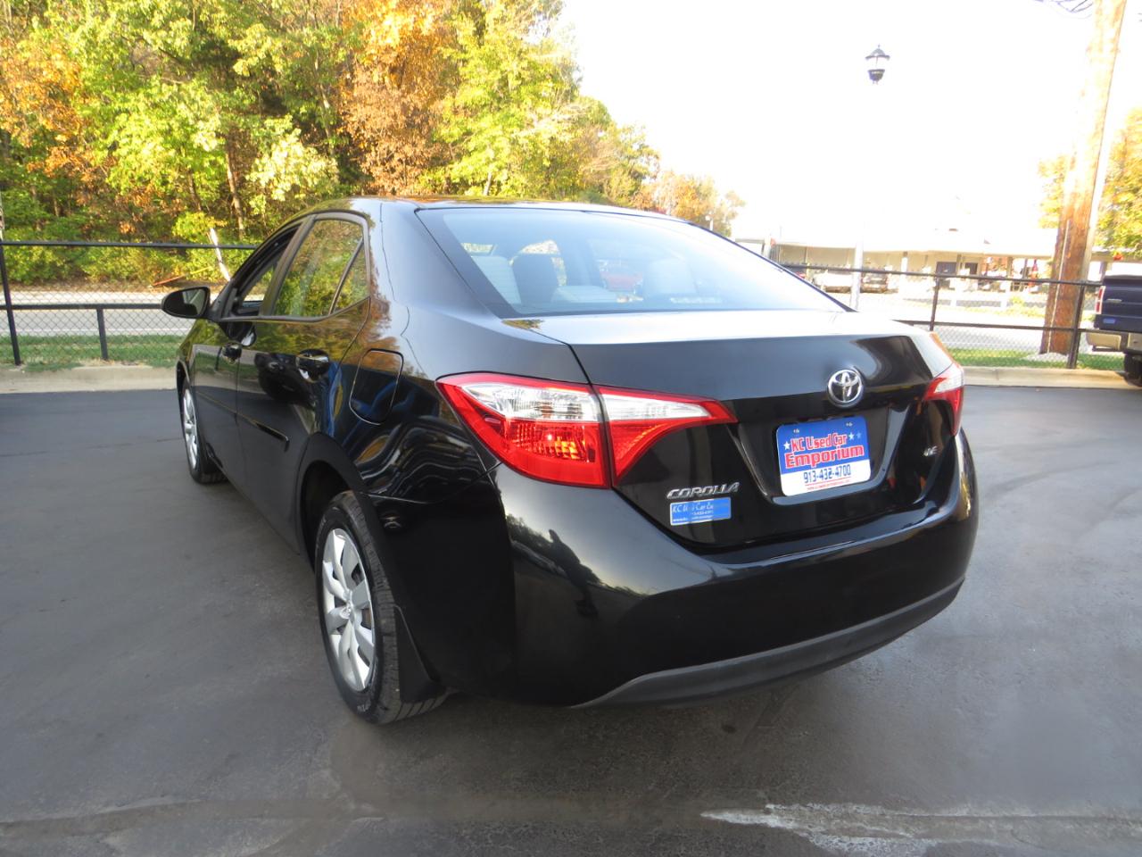 Toyota Corolla 4dr Sdn CVT S w/Special Edition Pkg (Natl) 2016