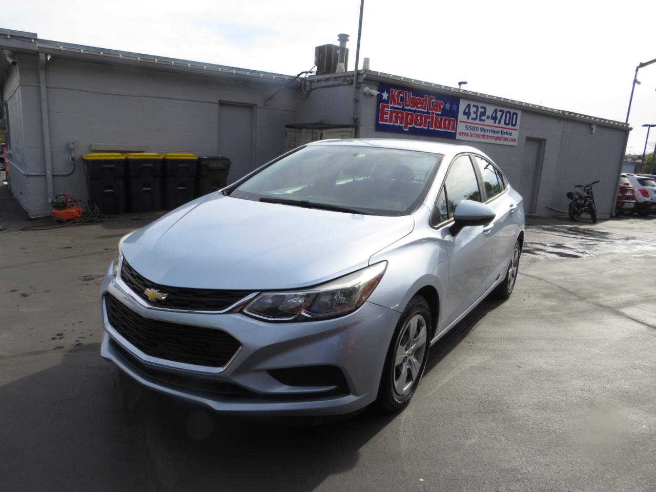 Chevrolet Cruze 4dr Sdn 1.4L LS w/1SA 2018