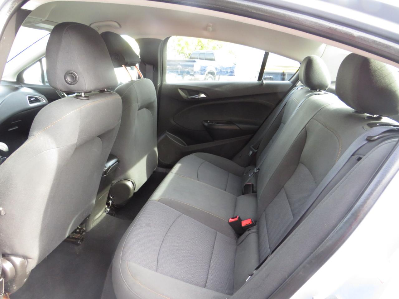 Chevrolet Cruze 4dr Sdn 1.4L LS w/1SA 2018