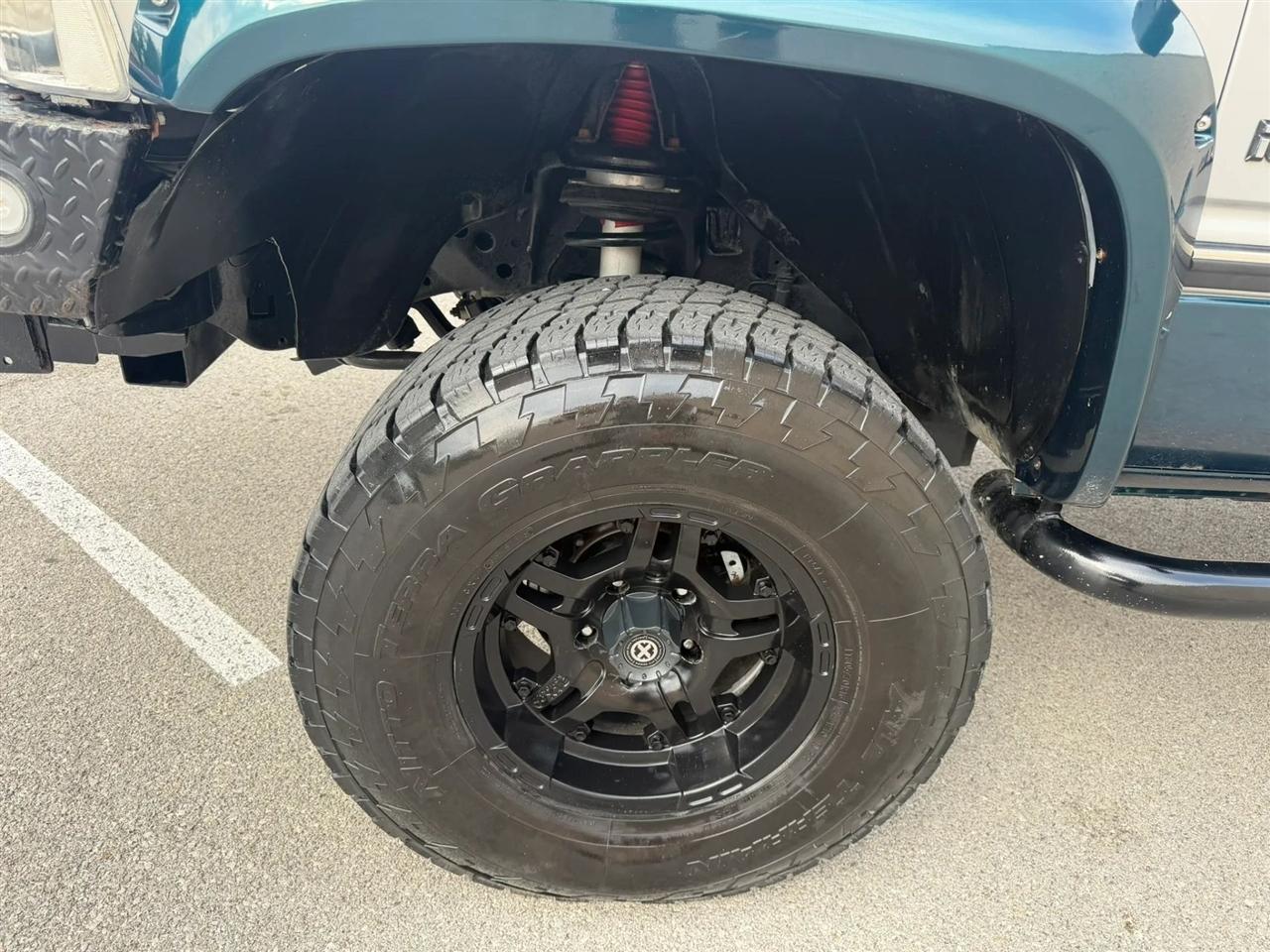 Dodge Ram 1500 Reg Cab 119" WB 4WD 1997