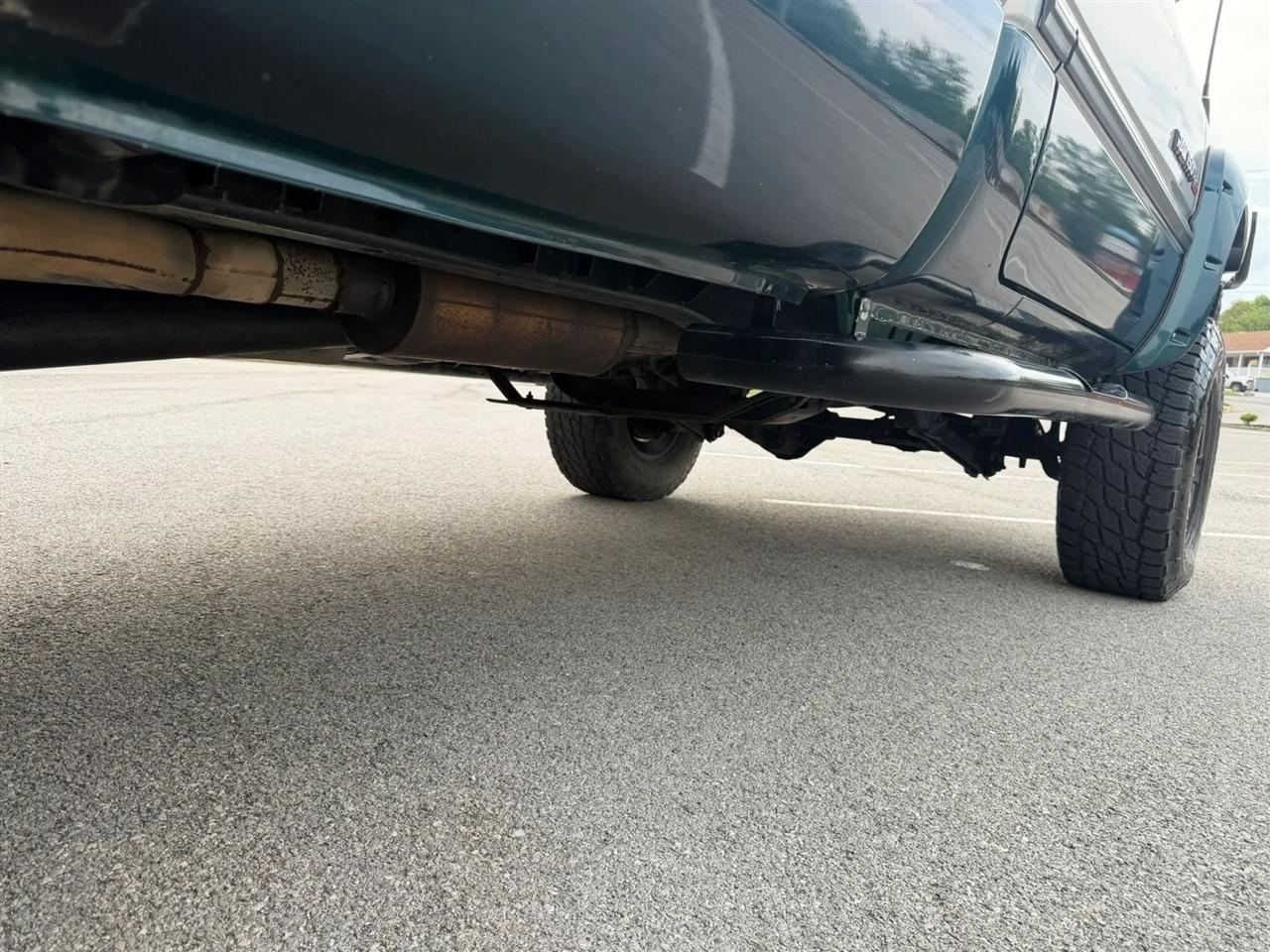 Dodge Ram 1500 Reg Cab 119" WB 4WD 1997