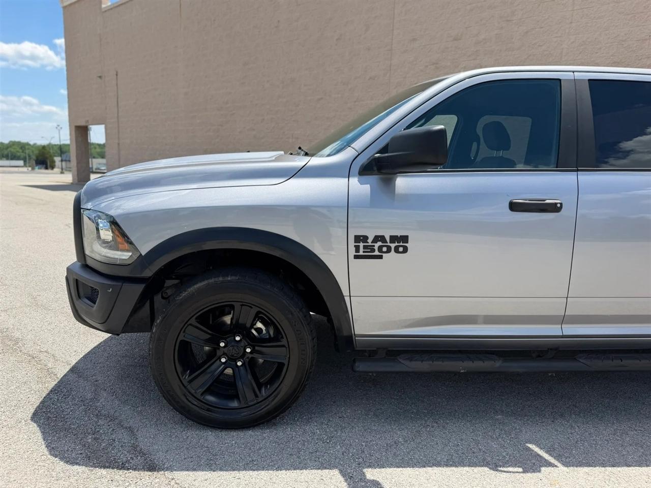 RAM 1500 Classic Warlock 4x4 Quad Cab 6'4" Box 2021
