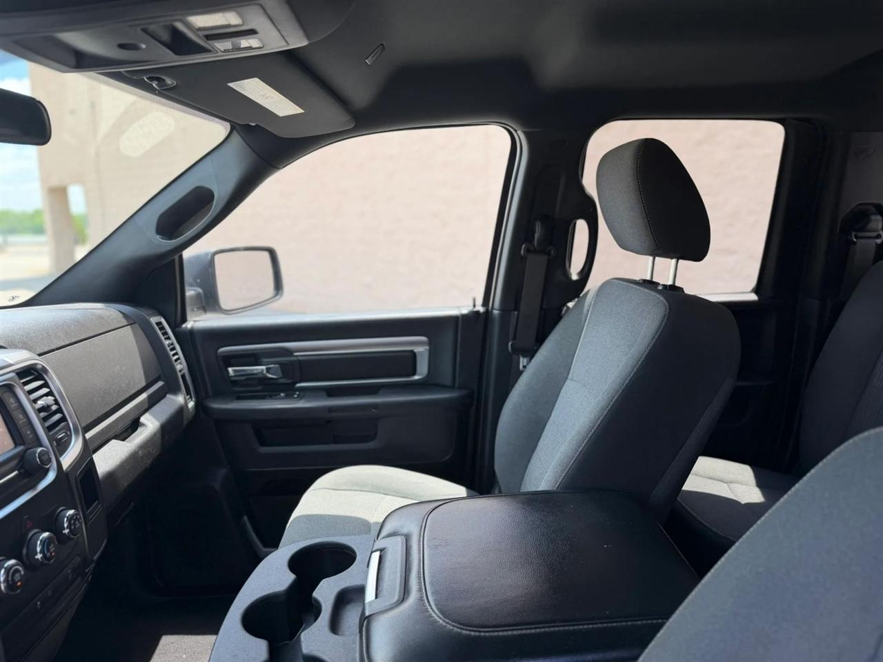 RAM 1500 Classic Warlock 4x4 Quad Cab 6'4" Box 2021