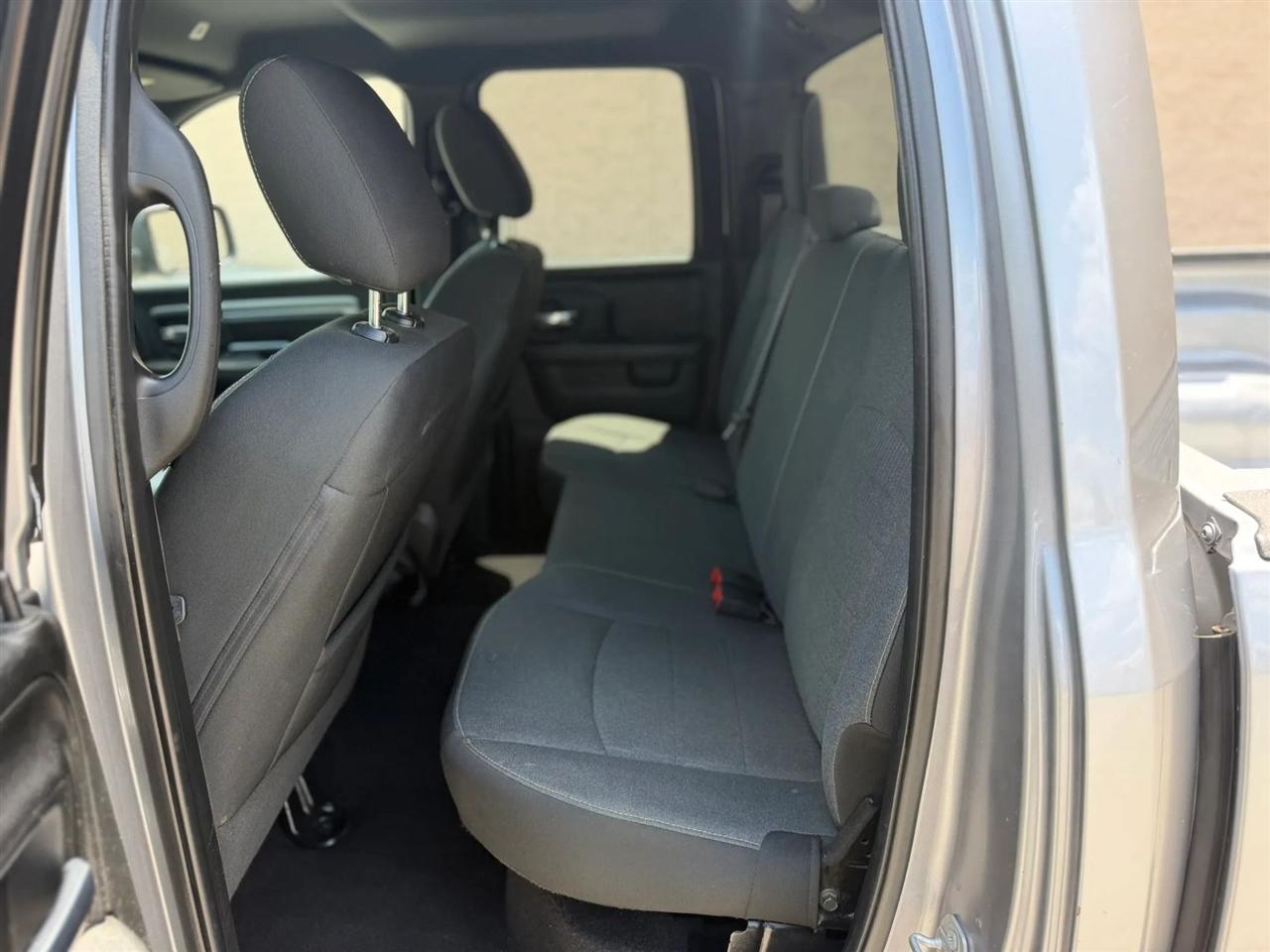 RAM 1500 Classic Warlock 4x4 Quad Cab 6'4" Box 2021
