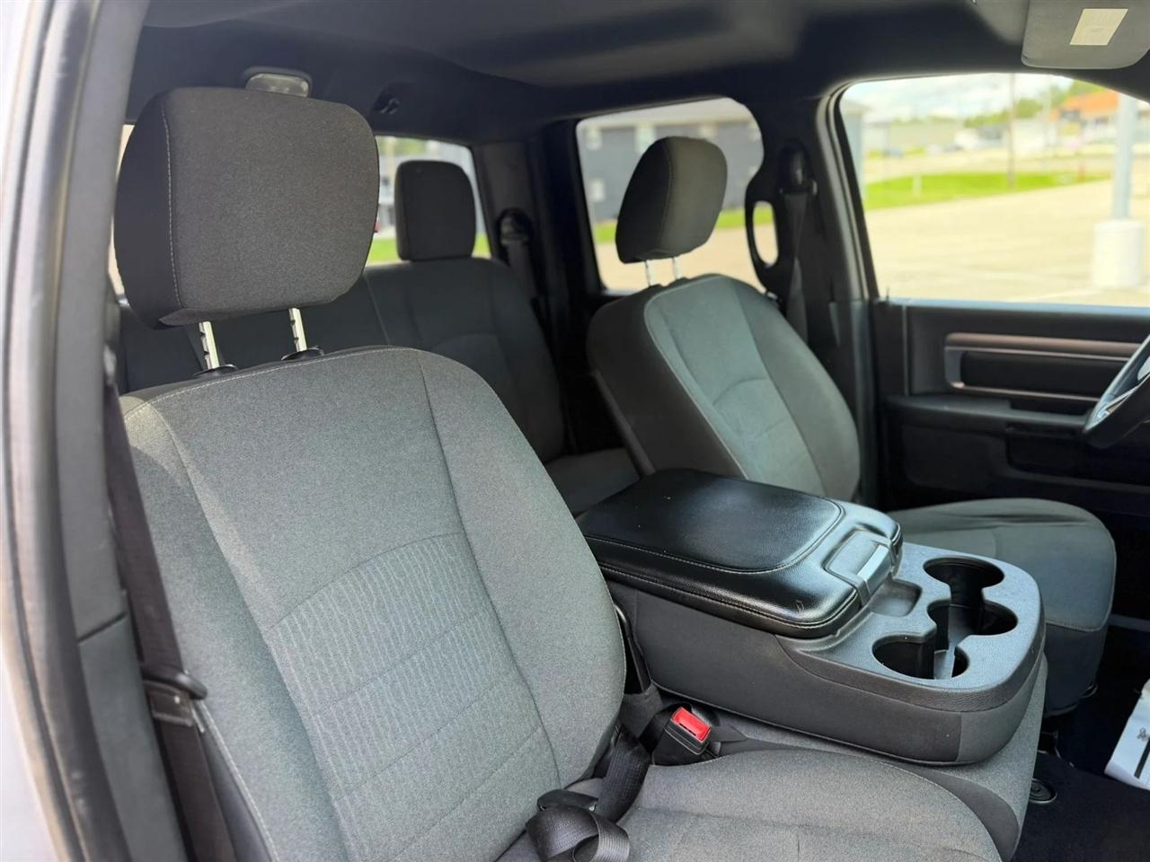 RAM 1500 Classic Warlock 4x4 Quad Cab 6'4" Box 2021