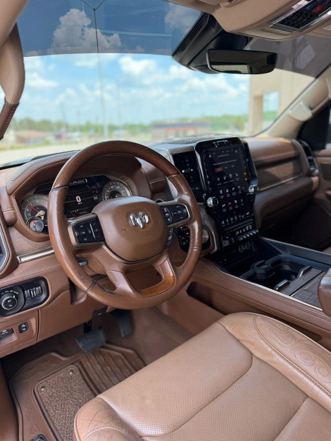 RAM 1500 Longhorn 4x4 Crew Cab 5'7" Box 2019