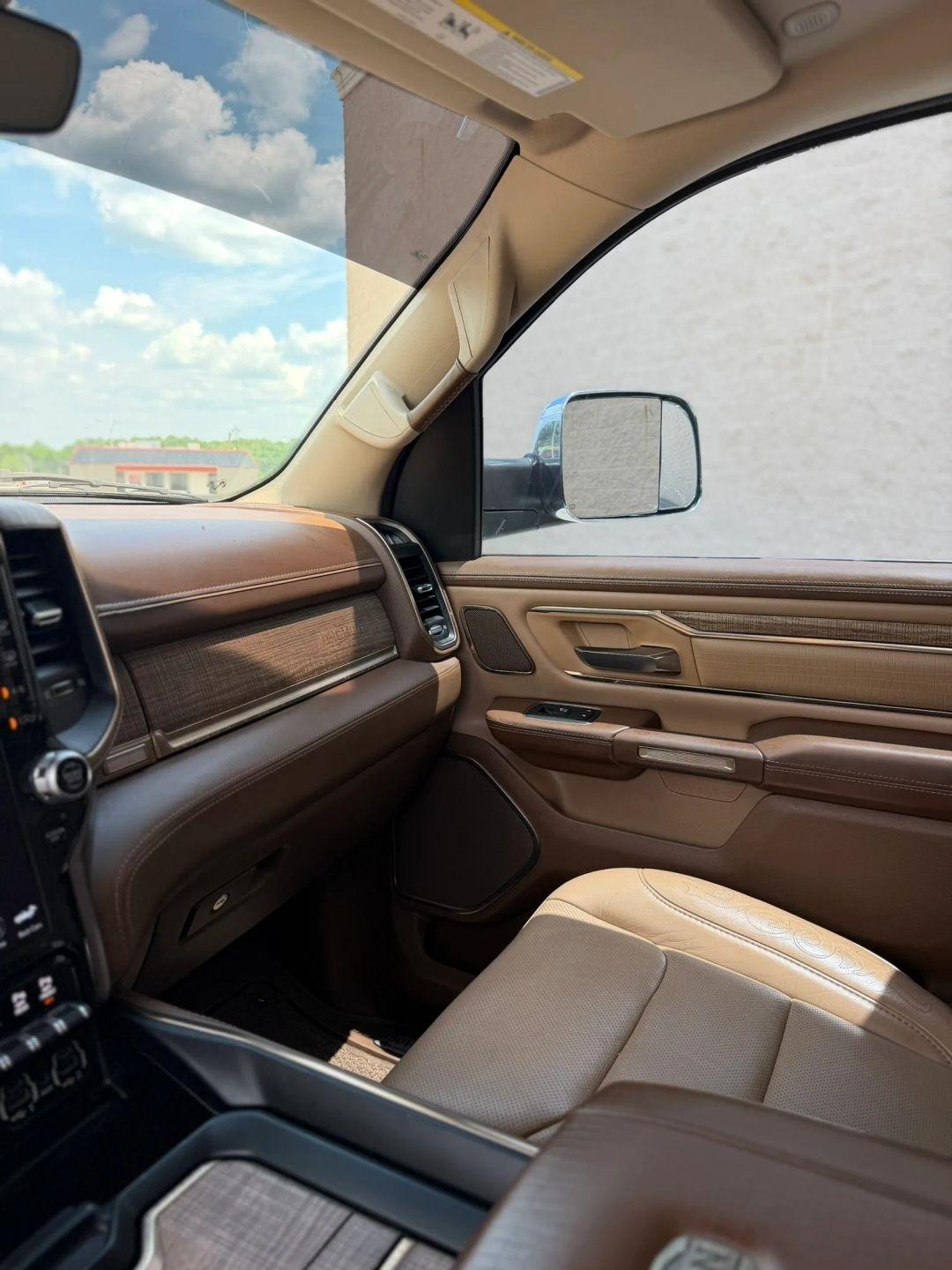 RAM 1500 Longhorn 4x4 Crew Cab 5'7" Box 2019