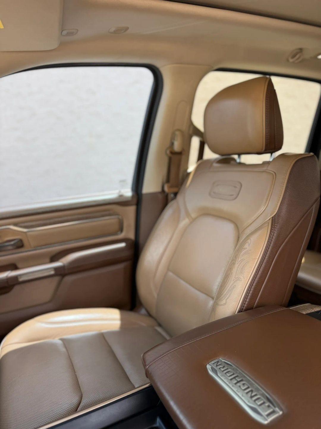 RAM 1500 Longhorn 4x4 Crew Cab 5'7" Box 2019