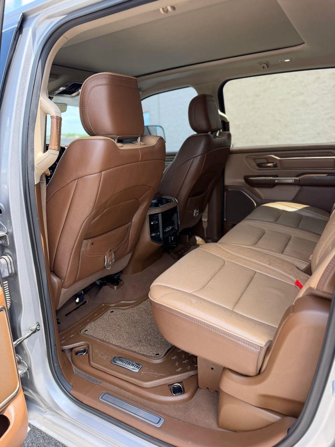 RAM 1500 Longhorn 4x4 Crew Cab 5'7" Box 2019