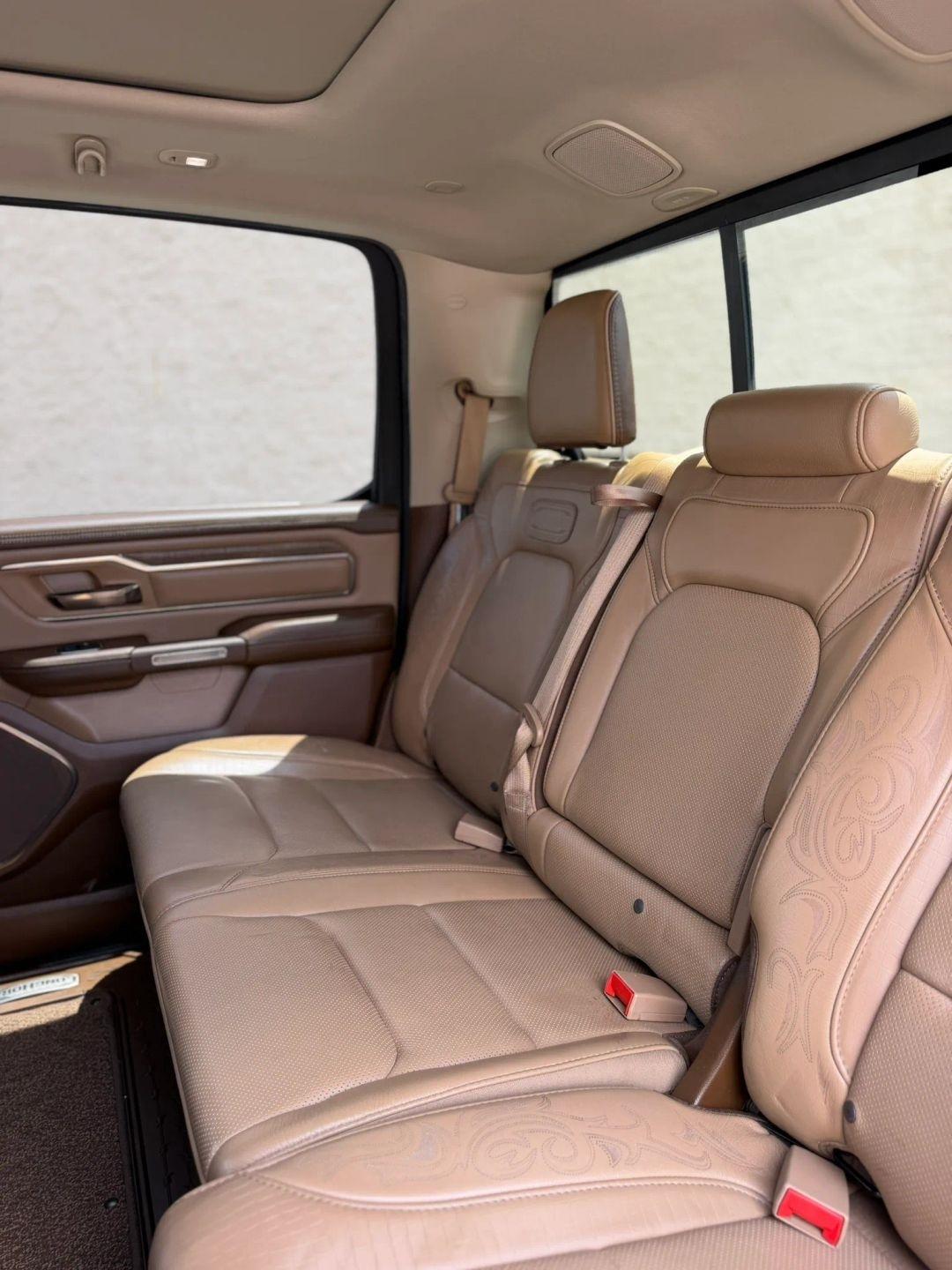 RAM 1500 Longhorn 4x4 Crew Cab 5'7" Box 2019