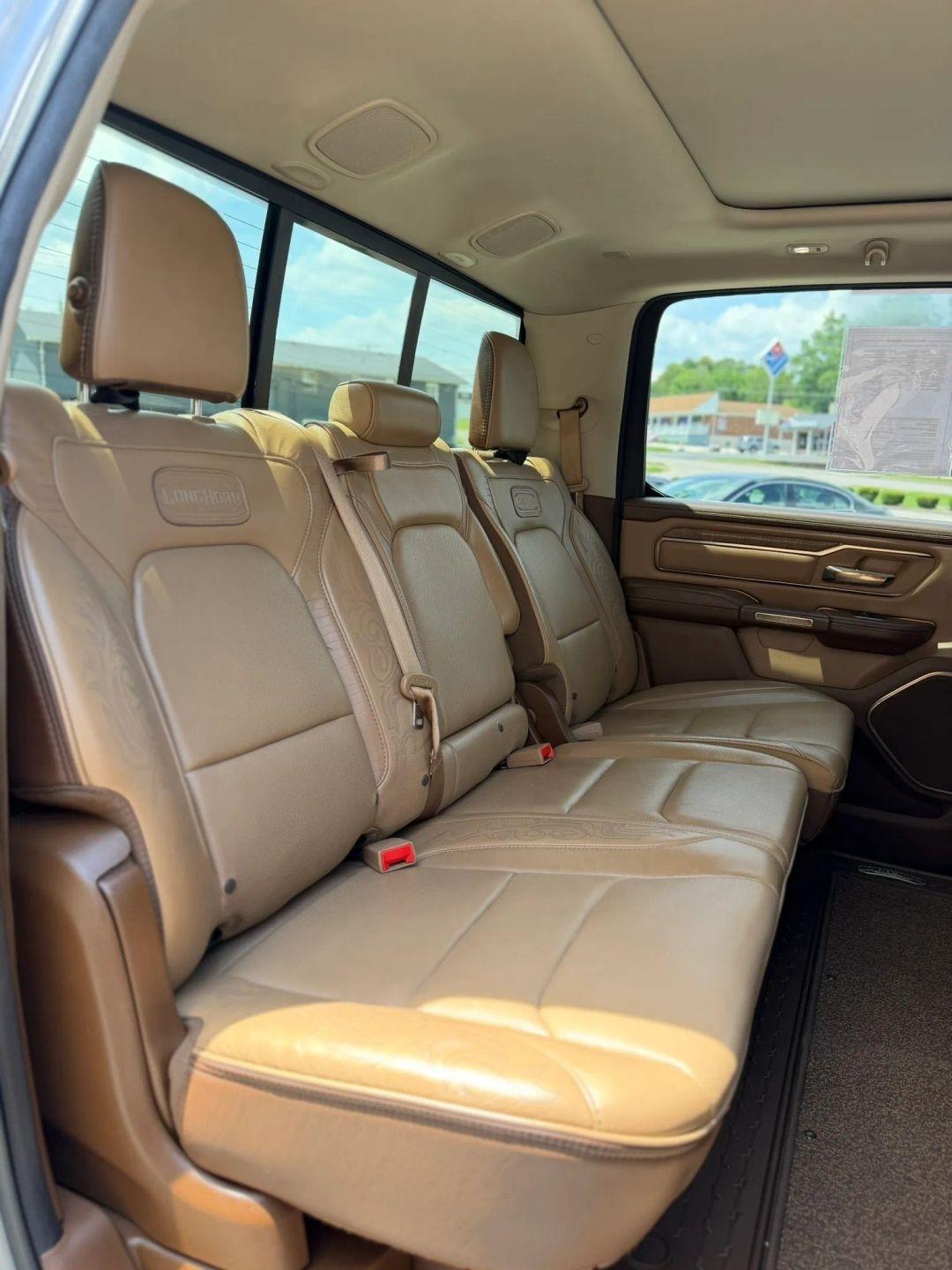 RAM 1500 Longhorn 4x4 Crew Cab 5'7" Box 2019