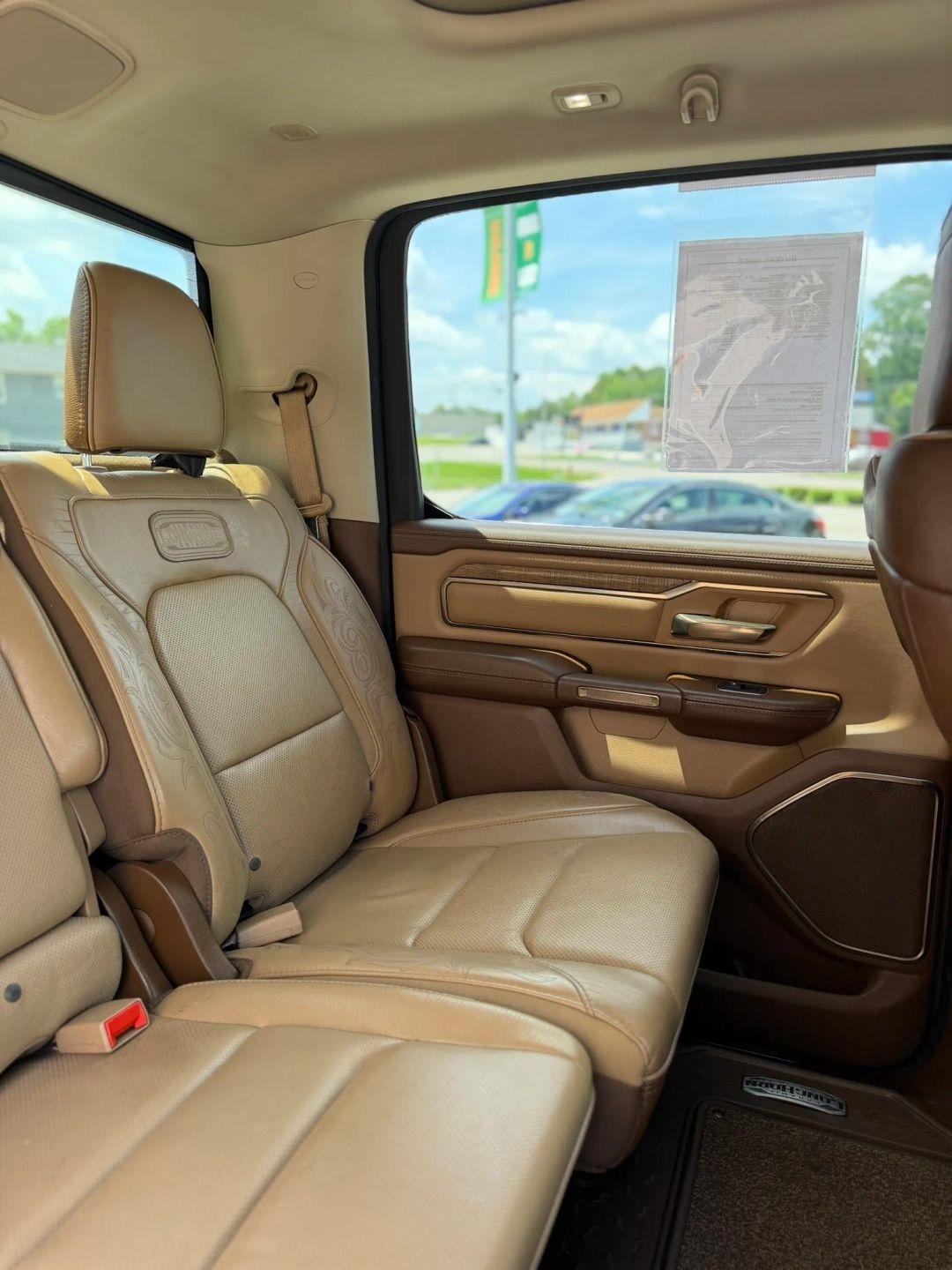 RAM 1500 Longhorn 4x4 Crew Cab 5'7" Box 2019