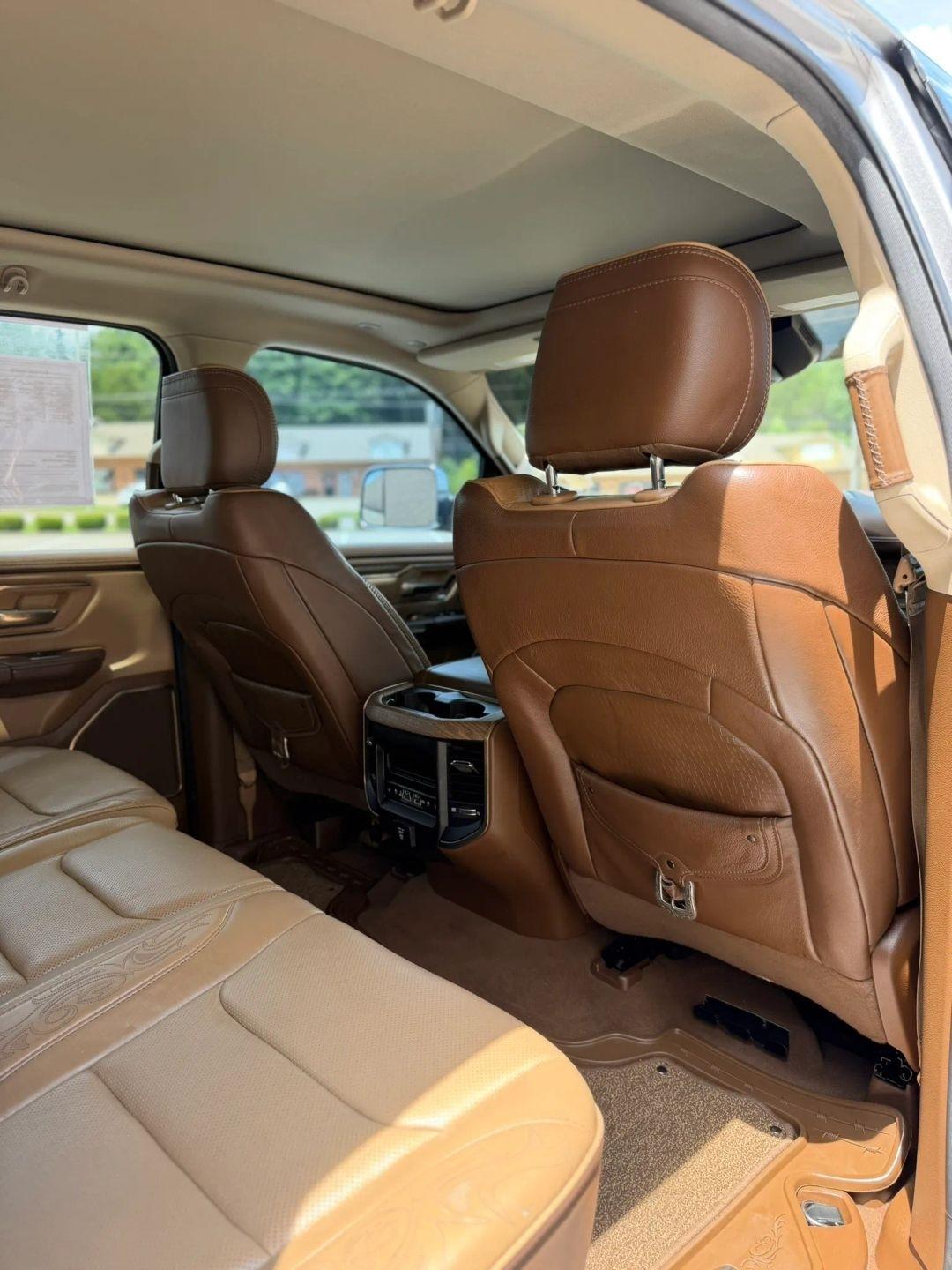 RAM 1500 Longhorn 4x4 Crew Cab 5'7" Box 2019