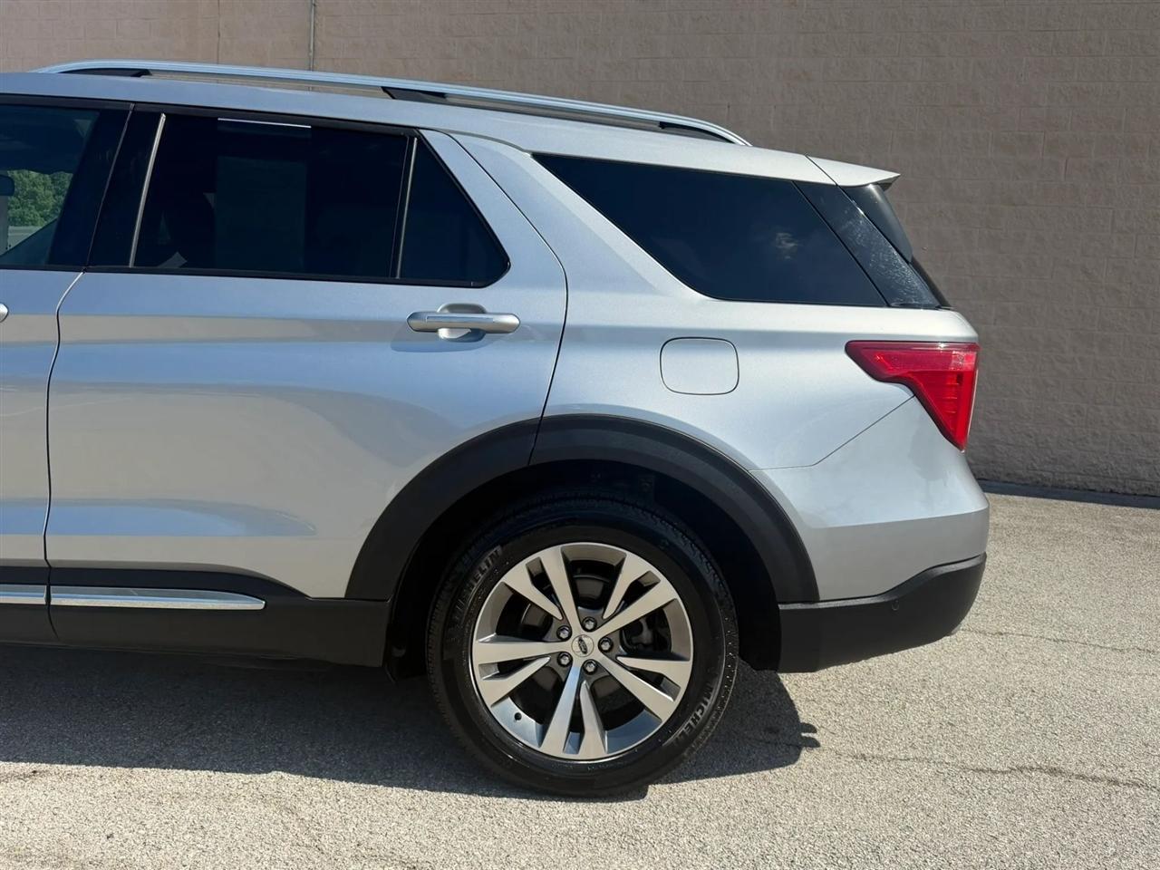 Ford Explorer Platinum 4WD 2020