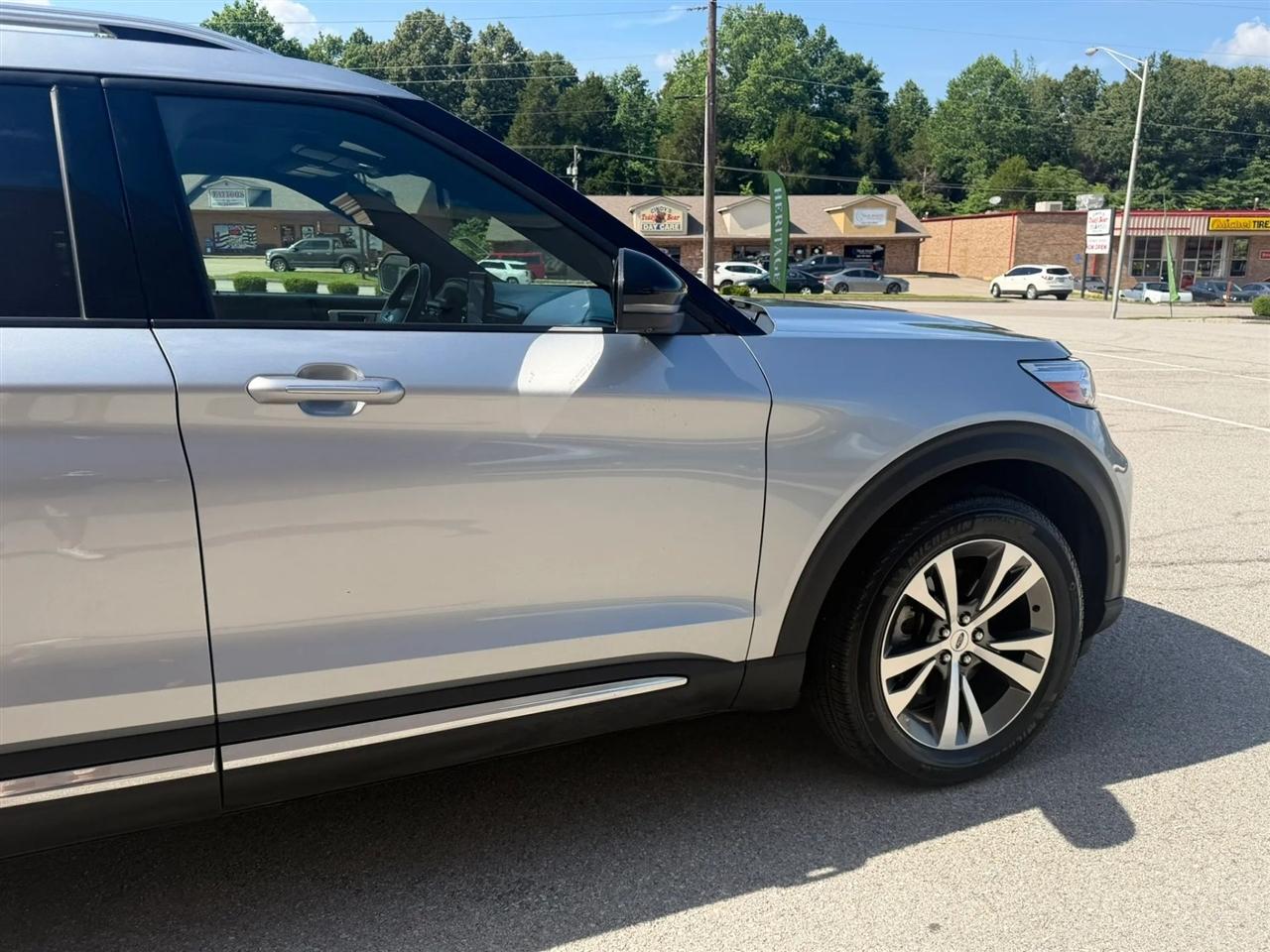 Ford Explorer Platinum 4WD 2020