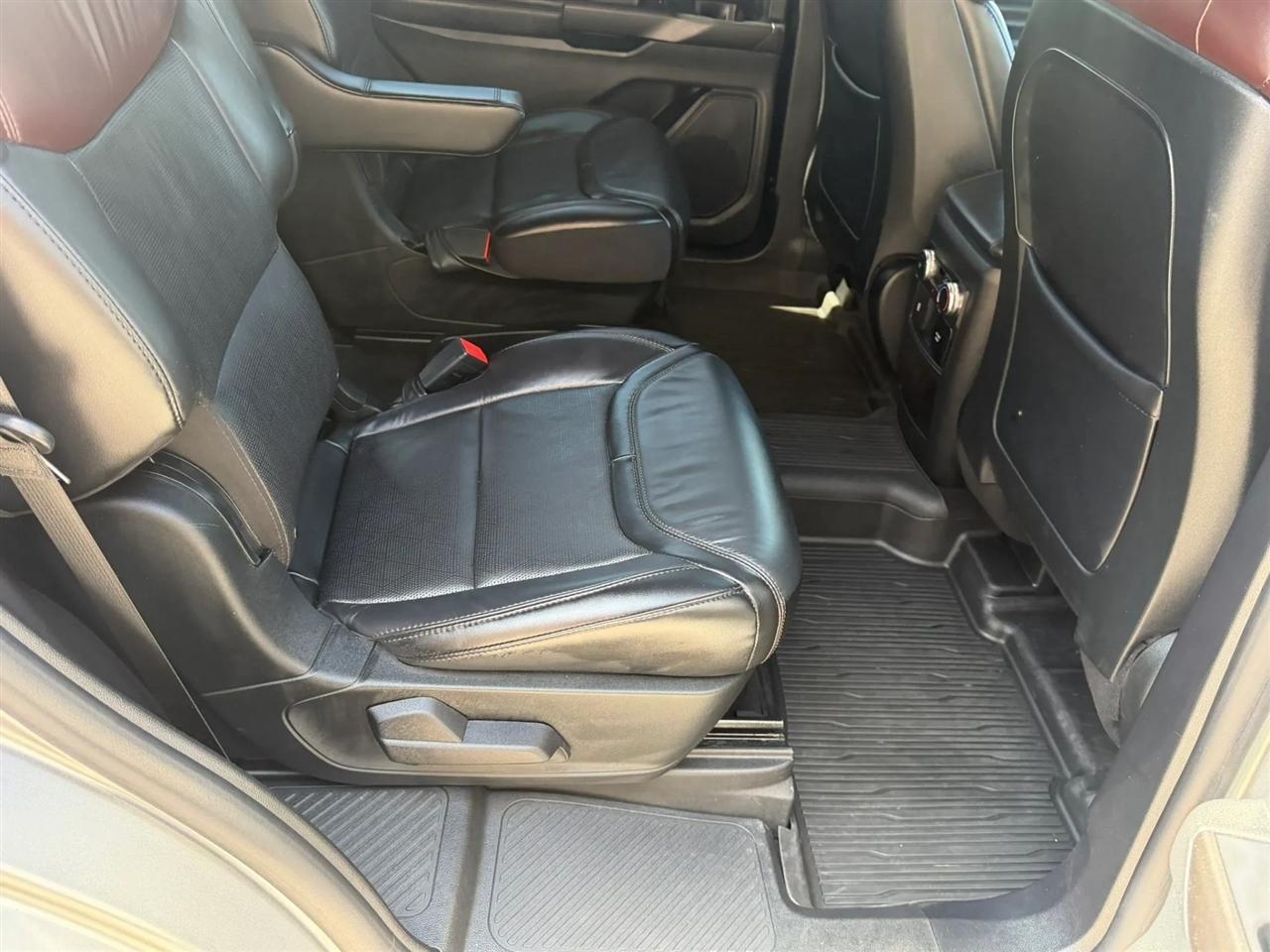 Ford Explorer Platinum 4WD 2020
