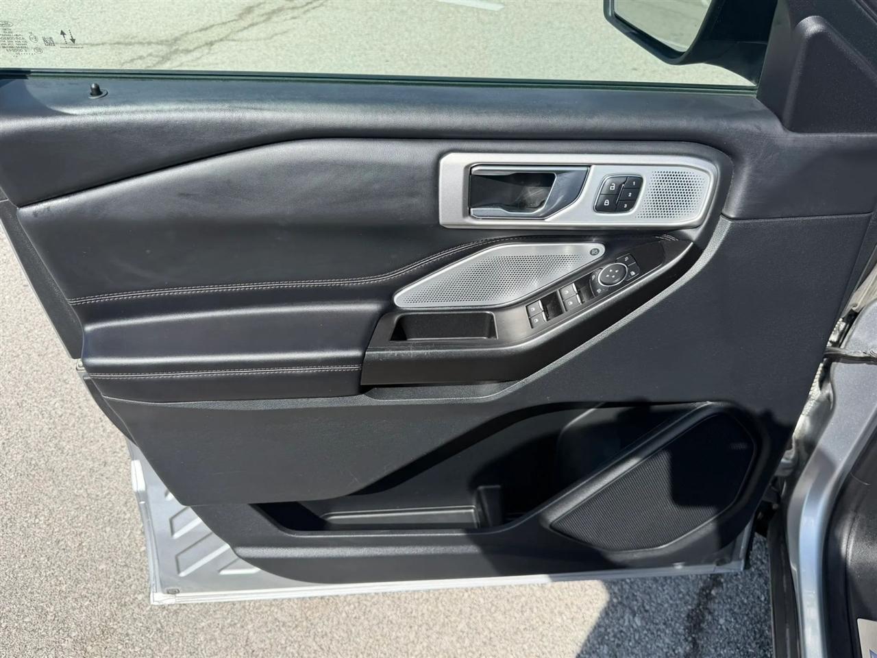 Ford Explorer Platinum 4WD 2020